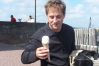 it is not so easy to enjoy a good big ice-cream ;) Rok 2006