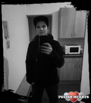 Adamek01633